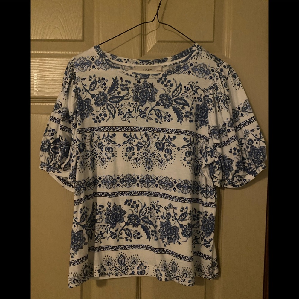 Loft blue and white tee